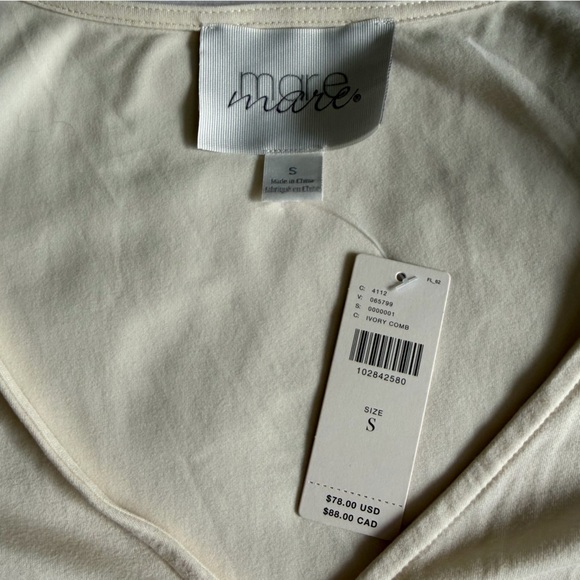 NWT Mare Mare x Anthropologie Black Bow Shoulder White V-Neck Short Sleeve Top - Picture 13 of 16